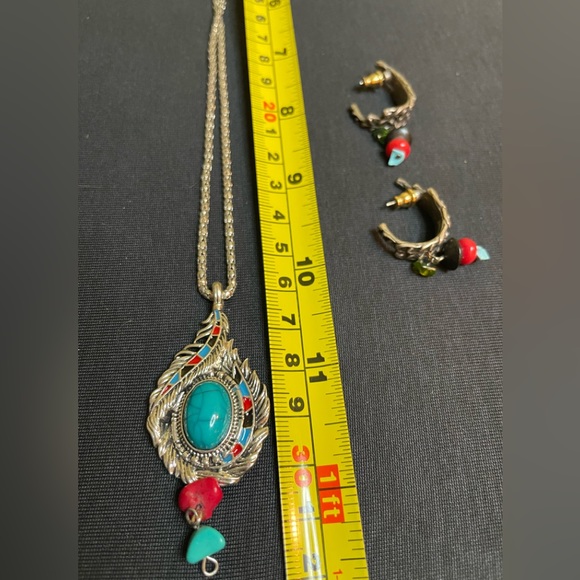 Turquoise & Silver Jewelry - Necklaces (2) & Earring (1) - Picture 9 of 11